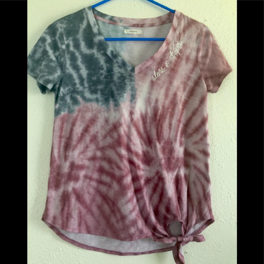 Maurice’s shirt